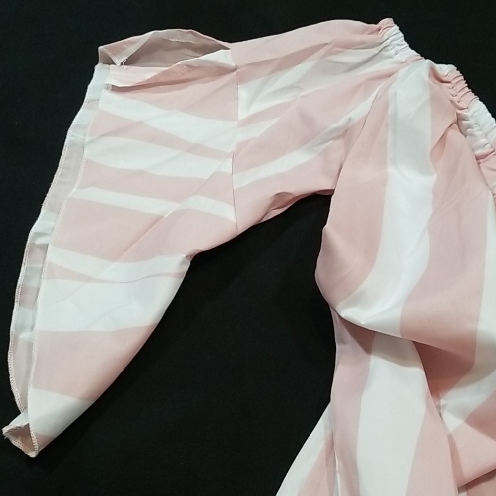 Pattern Cold Shoulder Bow pink and white Top. M - Picture 12 of 12